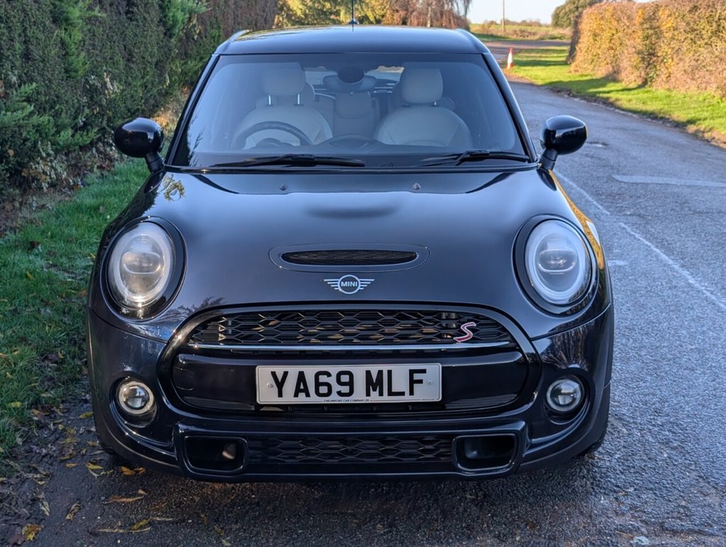 Used MINI Hatch 2019 for sale - 77512037: Photo 8