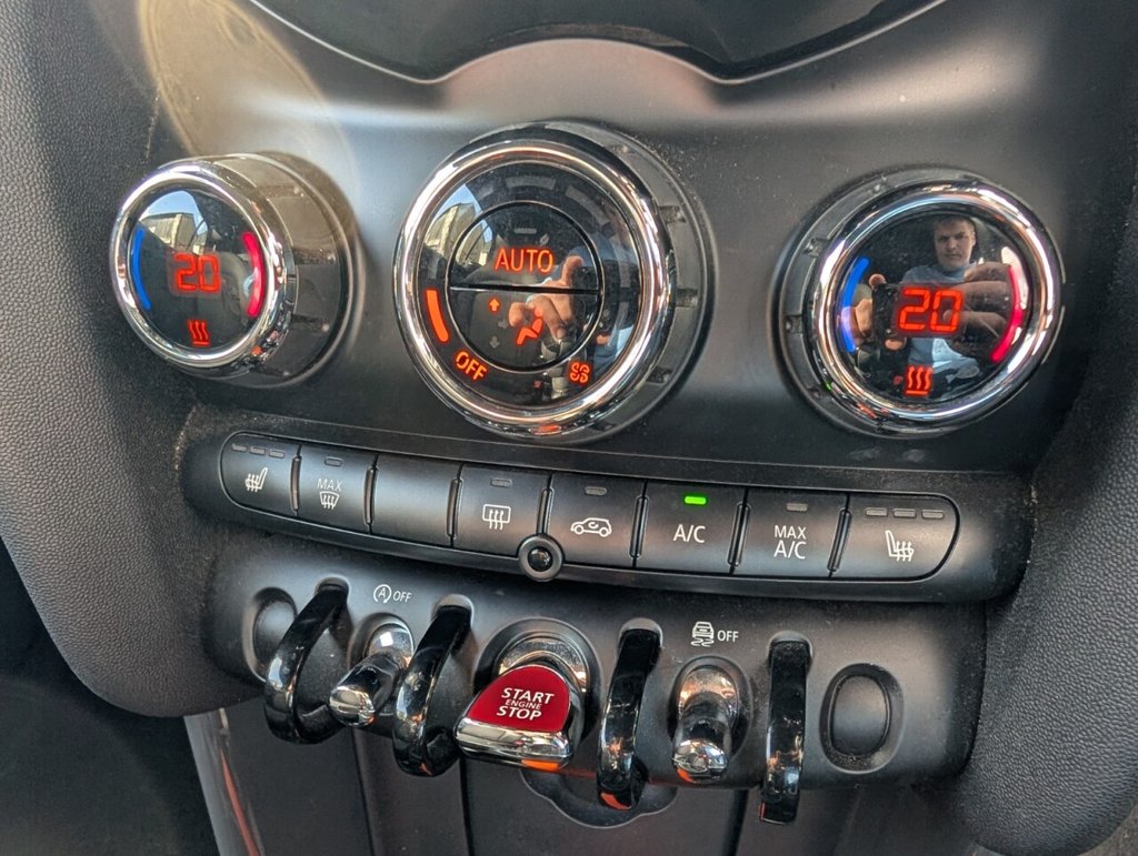 Used MINI Convertible 2019 for sale - 77834983: Photo 17