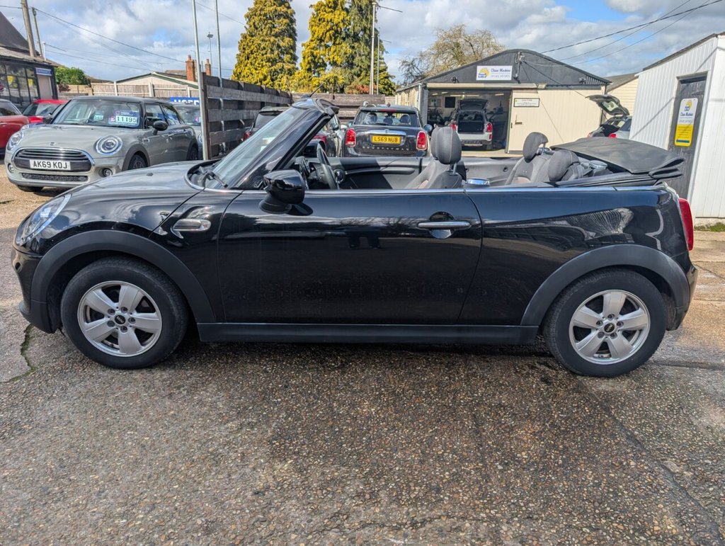 Used MINI Convertible 2019 for sale - 77834983: Photo 19