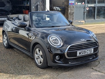 Used MINI Convertible 2019 for sale - 77834983: Photo