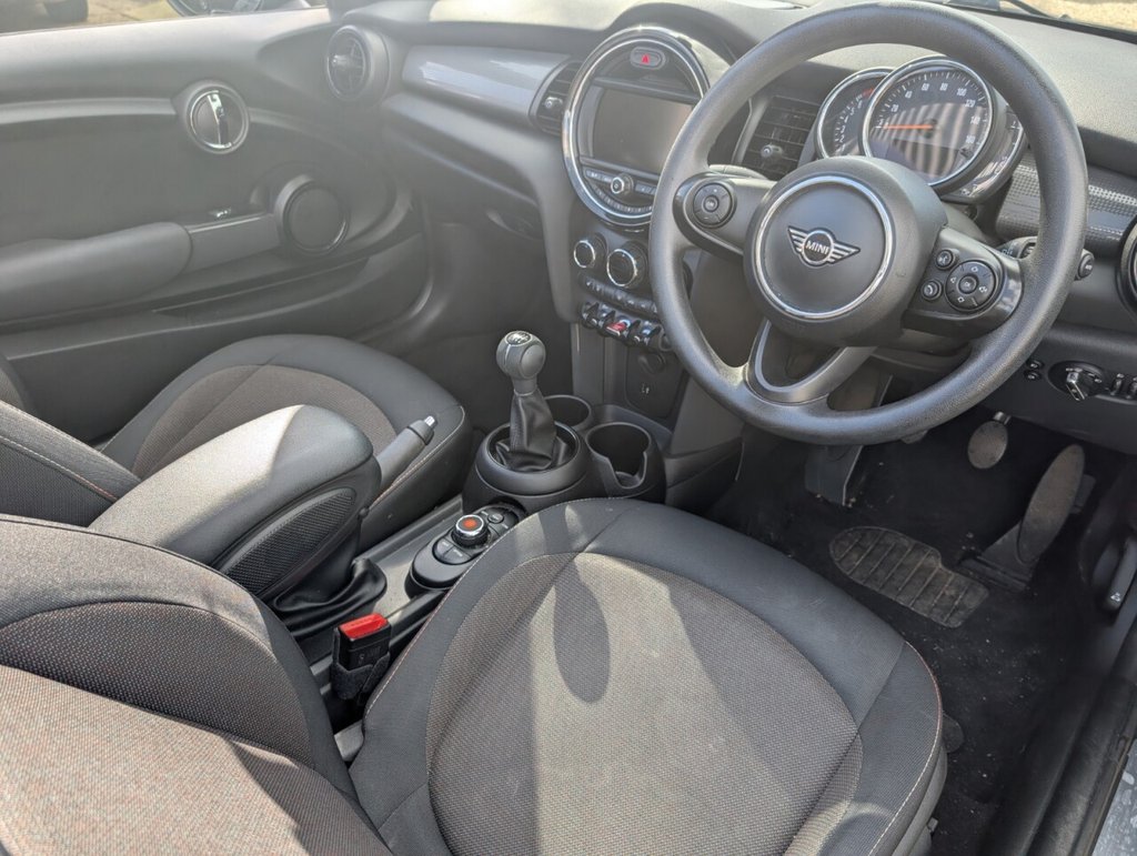 Used MINI Convertible 2019 for sale - 77834983: Photo 23