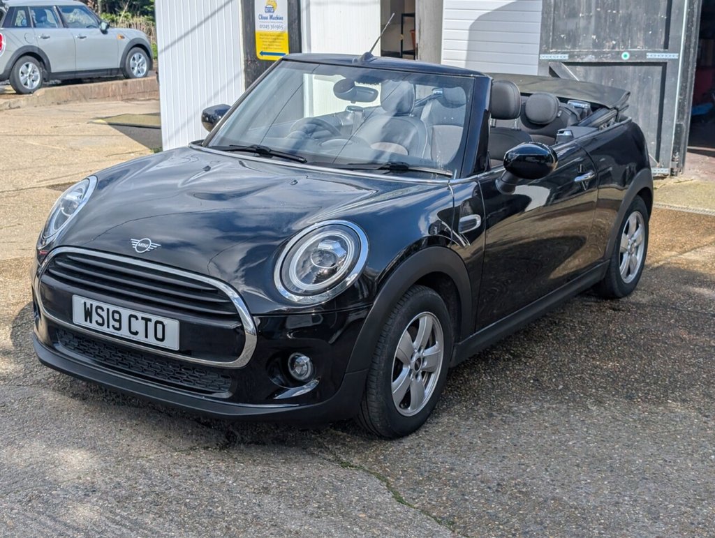 Used MINI Convertible 2019 for sale - 77834983: Photo 4