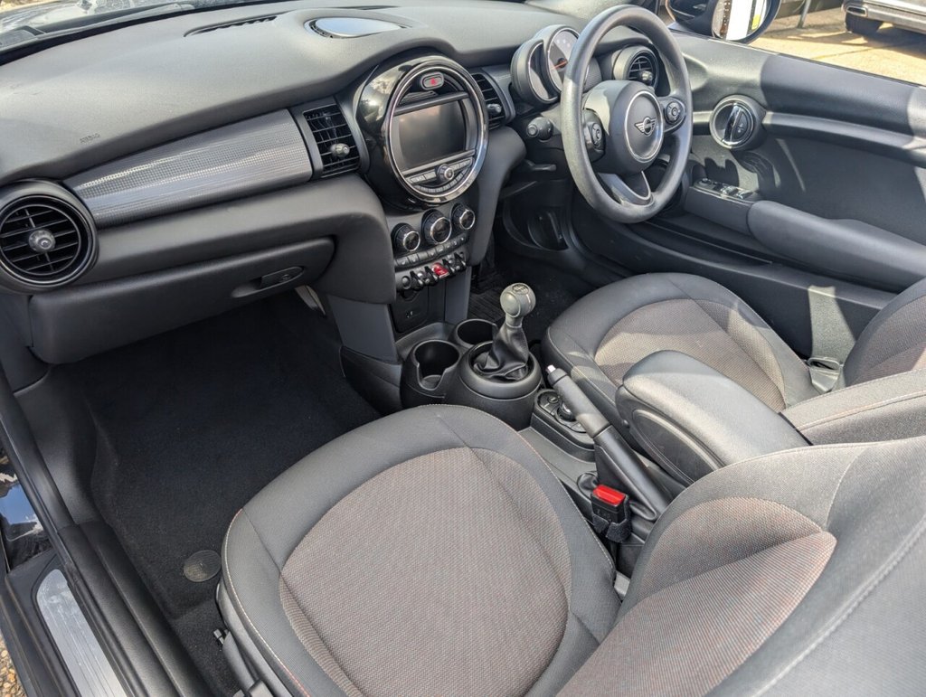 Used MINI Convertible 2019 for sale - 77834983: Photo 8