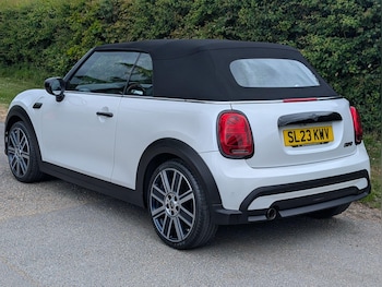 Used MINI Convertible 2023 for sale - 78586739: Photo