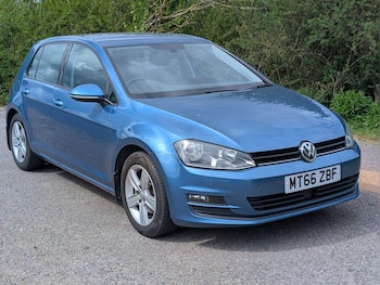 Used Volkswagen Golf 2017 for sale - 78517178: Photo