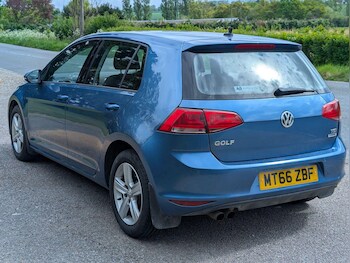 Used Volkswagen Golf 2017 for sale - 78517178: Photo