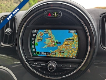 Used MINI Countryman 2018 for sale - 77512020: Photo