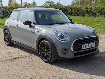 Used MINI Hatch 2019 for sale - 78246396: Photo