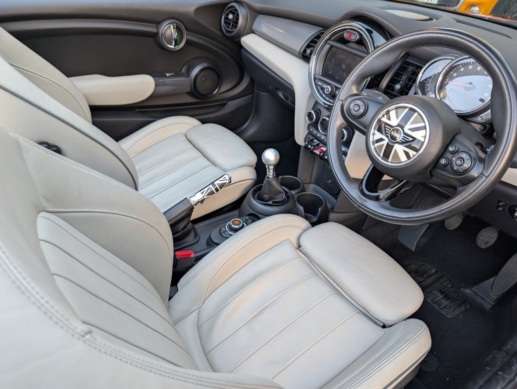 Used MINI Convertible 2018 for sale - 77571532: Photo 22