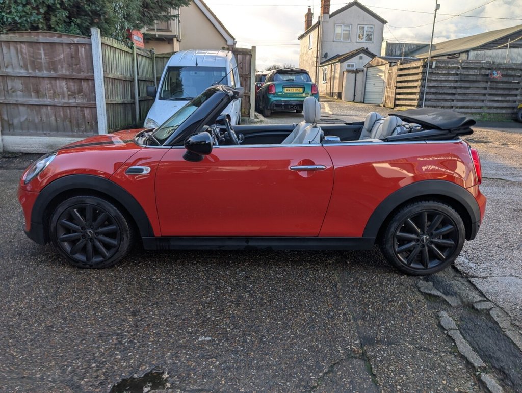 Used MINI Convertible 2018 for sale - 77571532: Photo 23