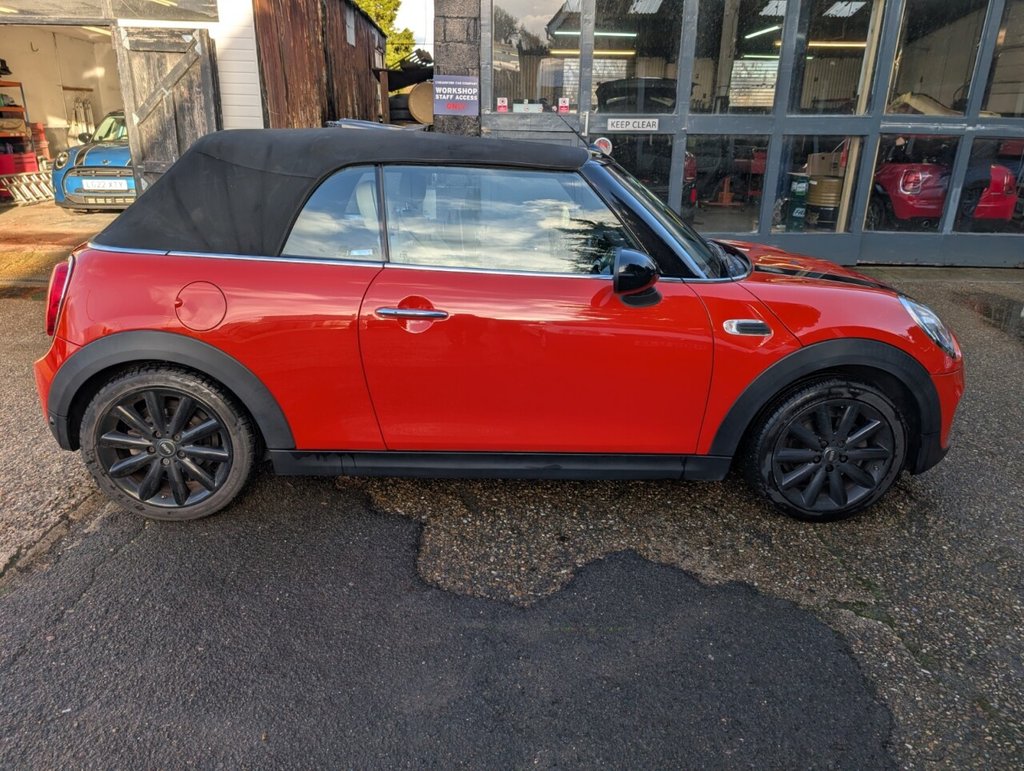 Used MINI Convertible 2018 for sale - 77571532: Photo 6