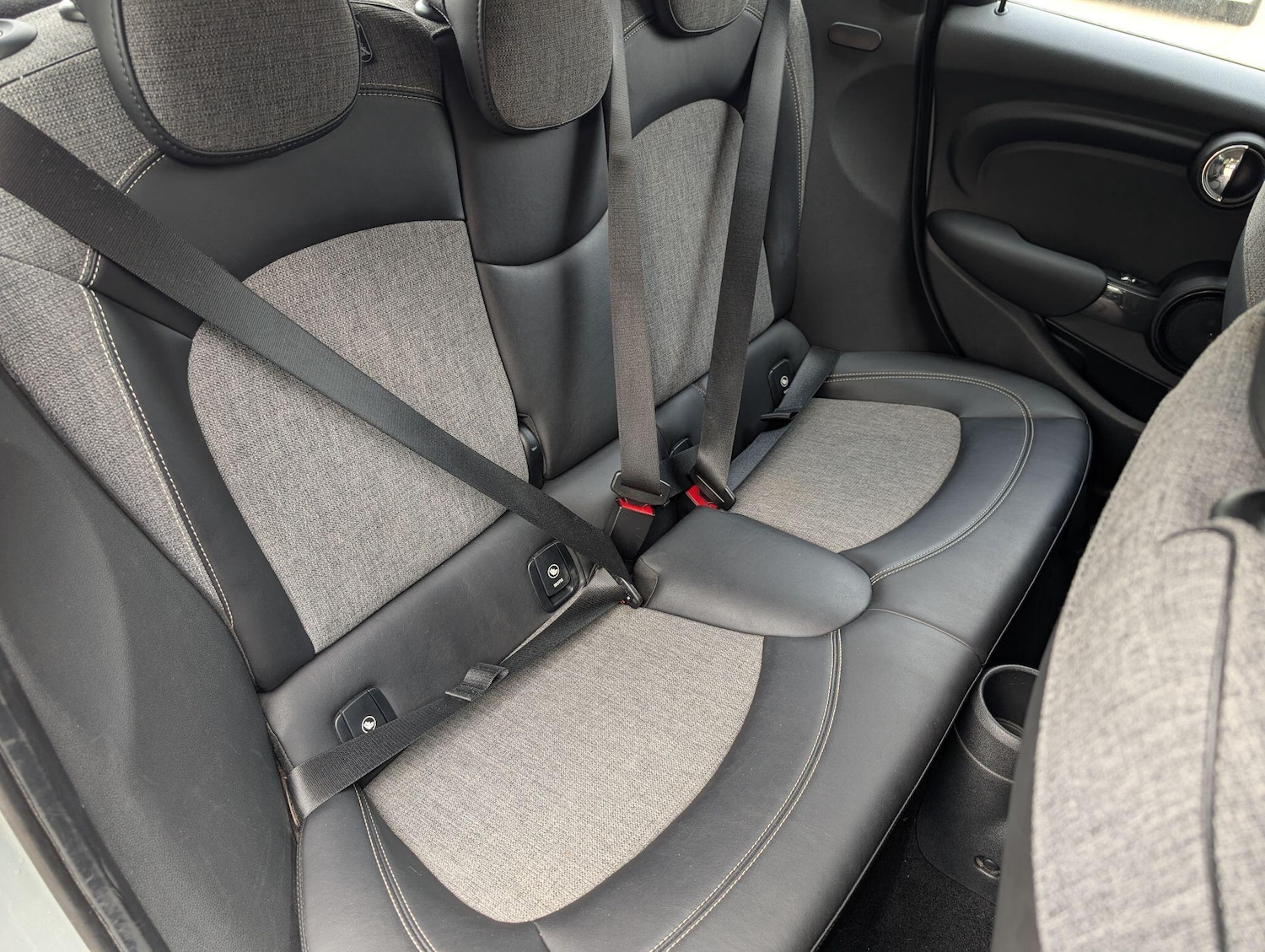 Used MINI Hatch 2018 for sale - 78100296: Photo 14