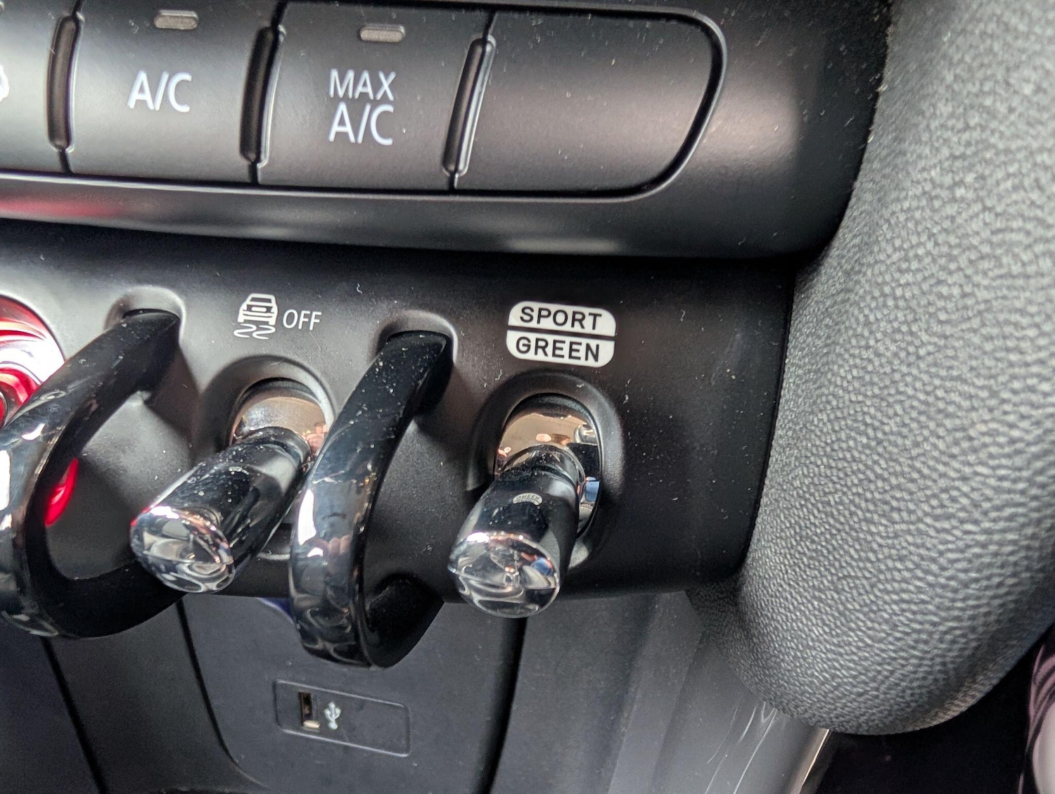 Used MINI Hatch 2018 for sale - 78100296: Photo 15