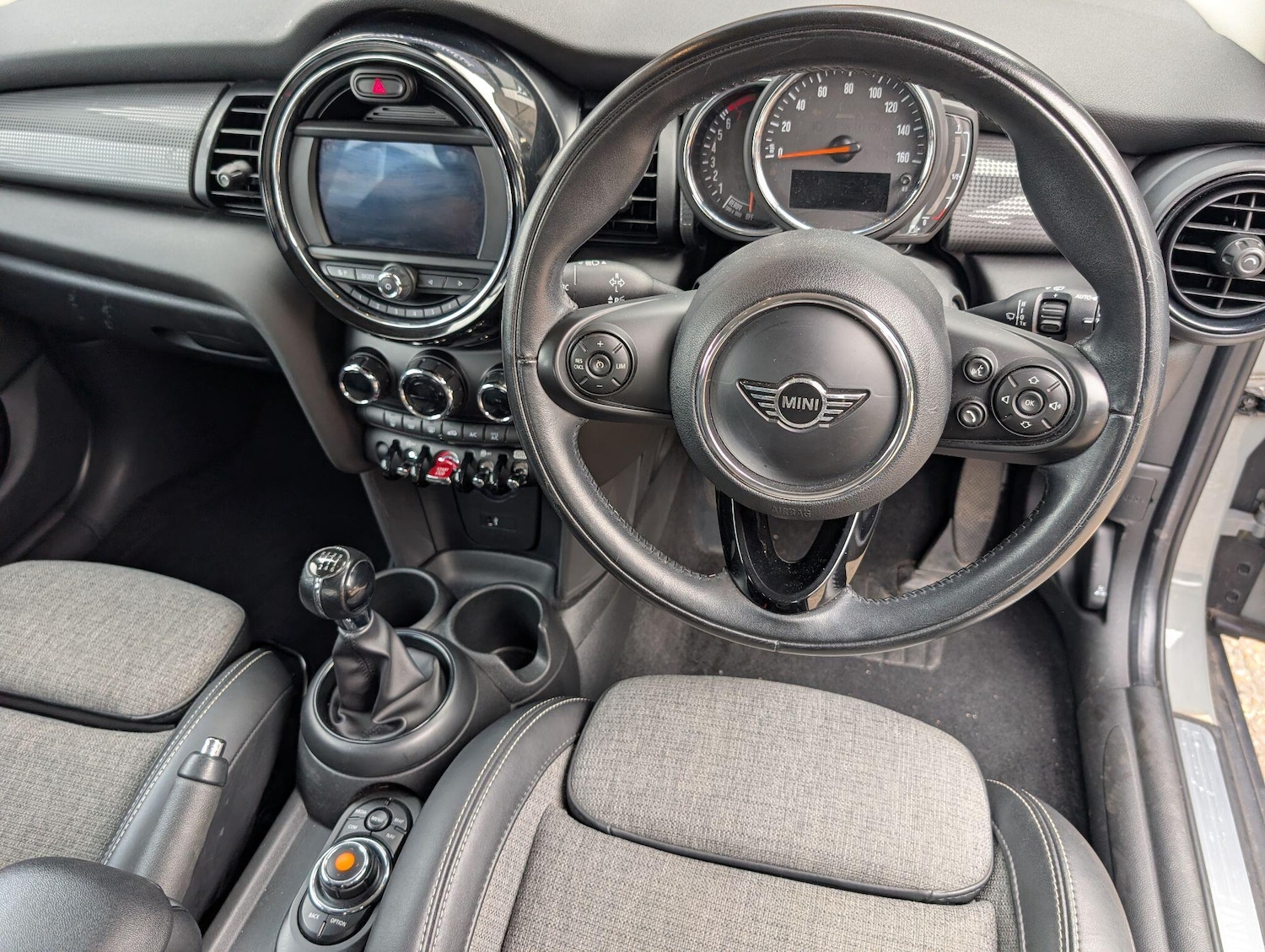 Used MINI Hatch 2018 for sale - 78100296: Photo 26