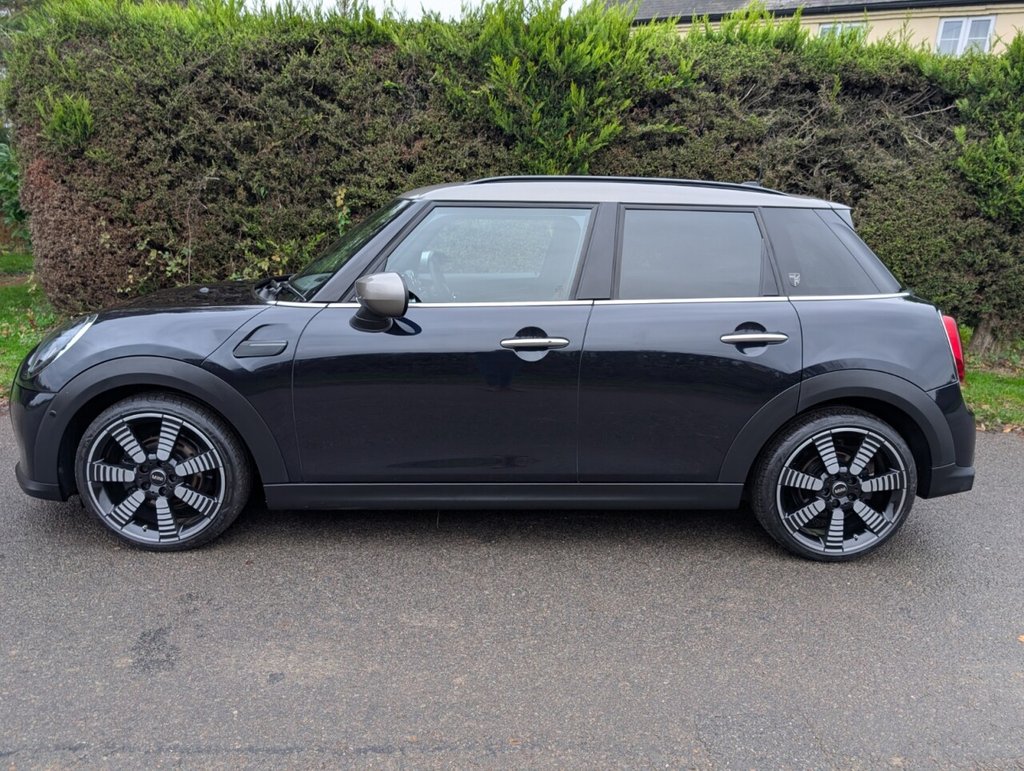 Used MINI Hatch 2022 for sale - 77512031: Photo 9