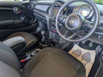 Used MINI Convertible 2018 for sale - 74692199: Photo
