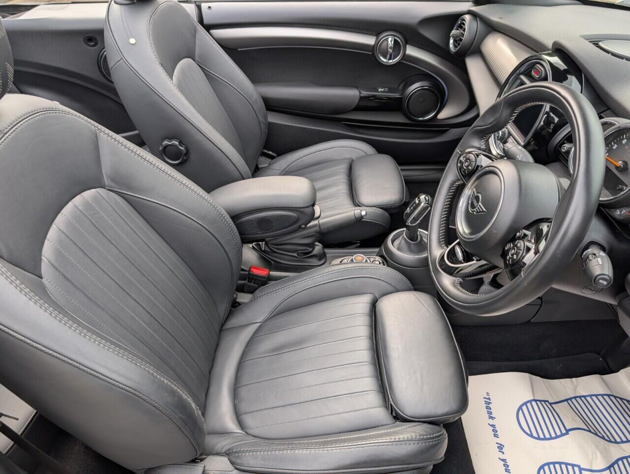 Used MINI Convertible 2020 for sale - 77892119: Photo 21