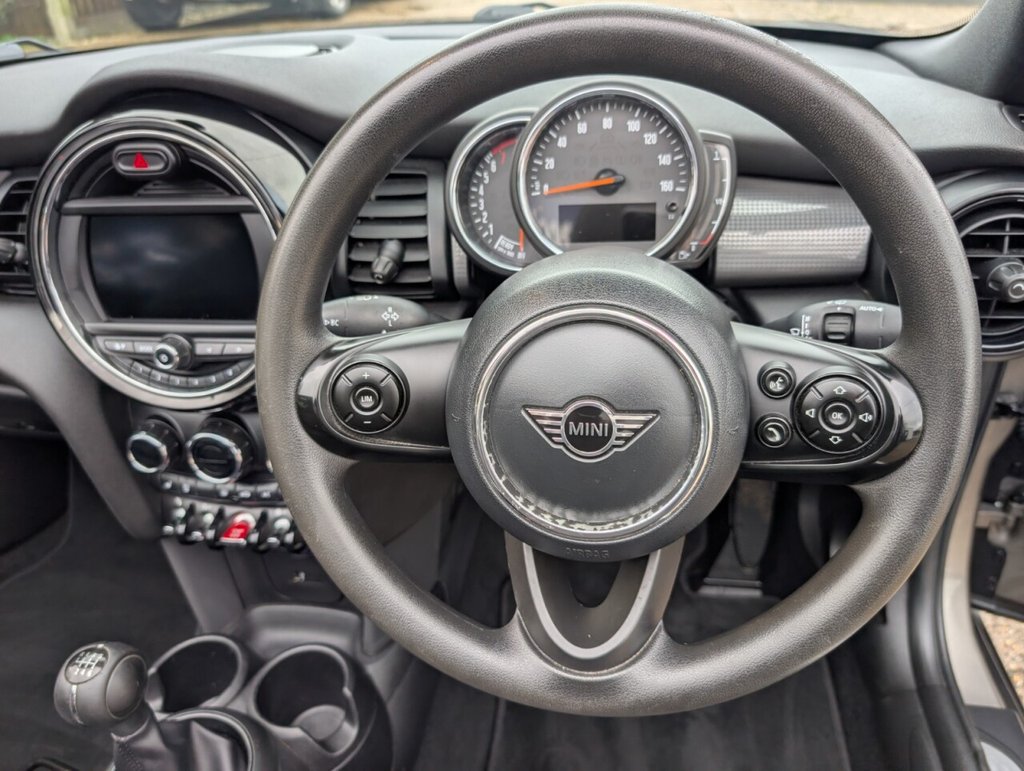 Used MINI Convertible 2019 for sale - 77512070: Photo 20