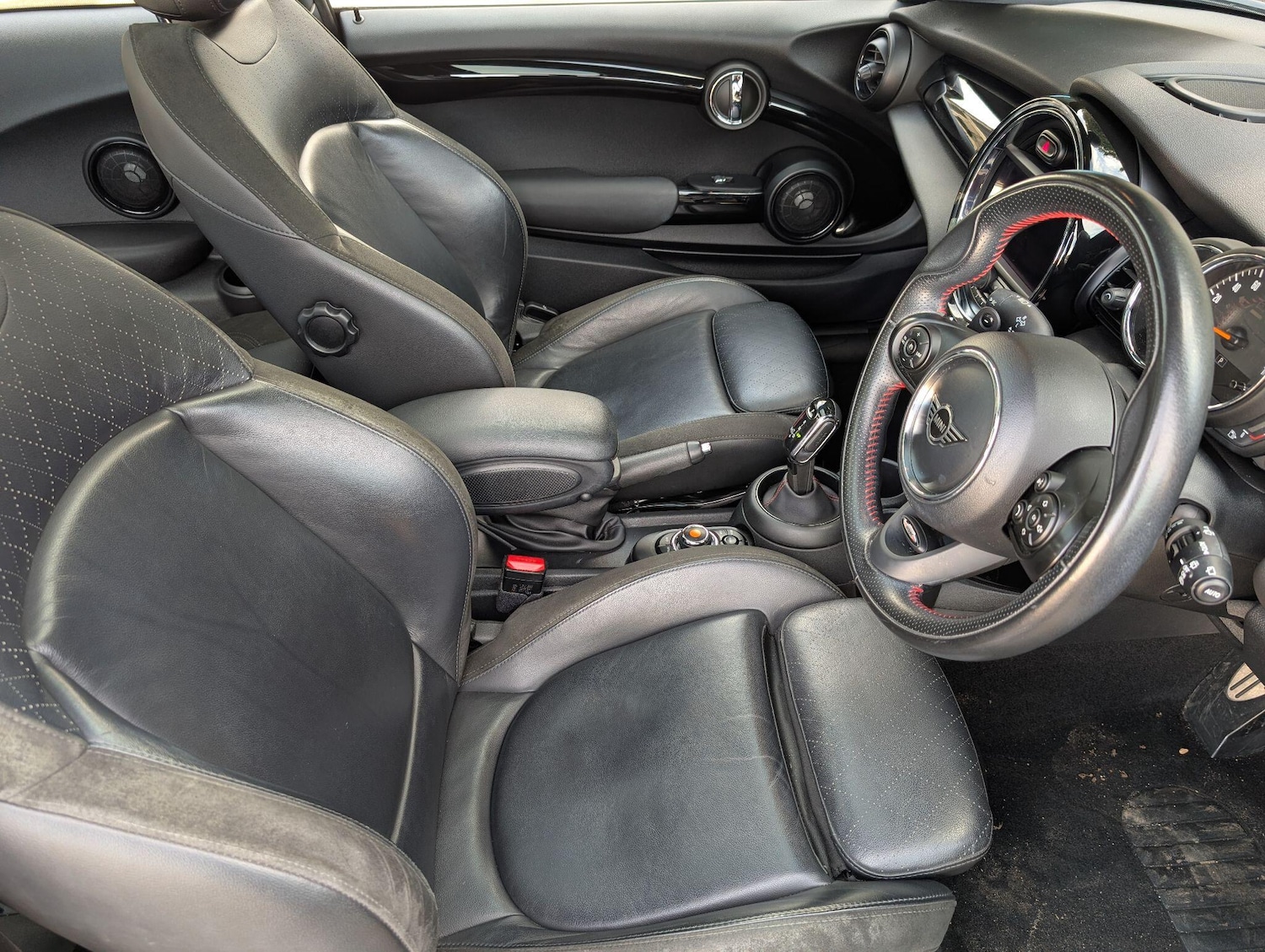 Used MINI Hatch 2020 for sale - 77925824: Photo 15