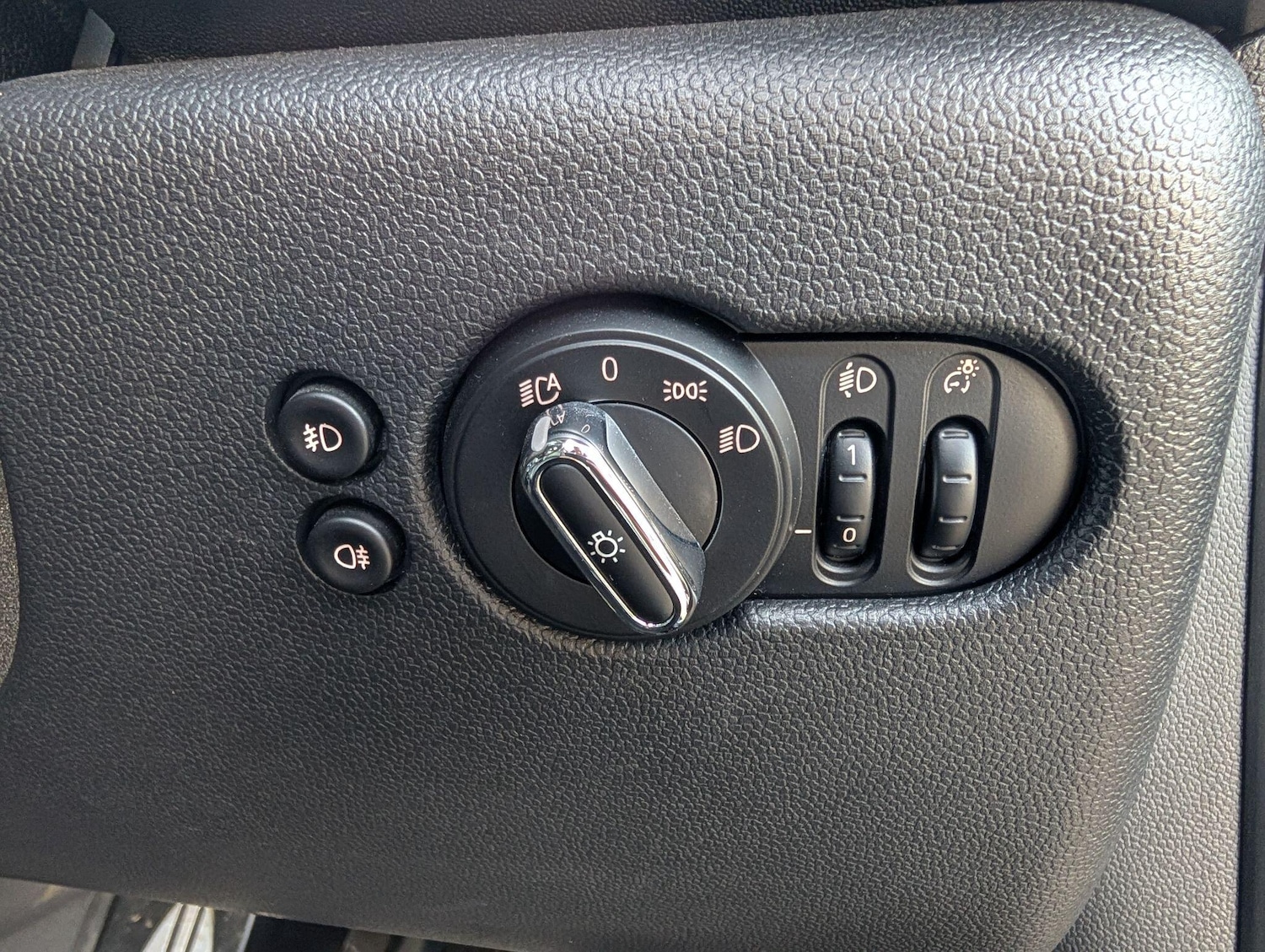 Used MINI Hatch 2020 for sale - 77925824: Photo 19