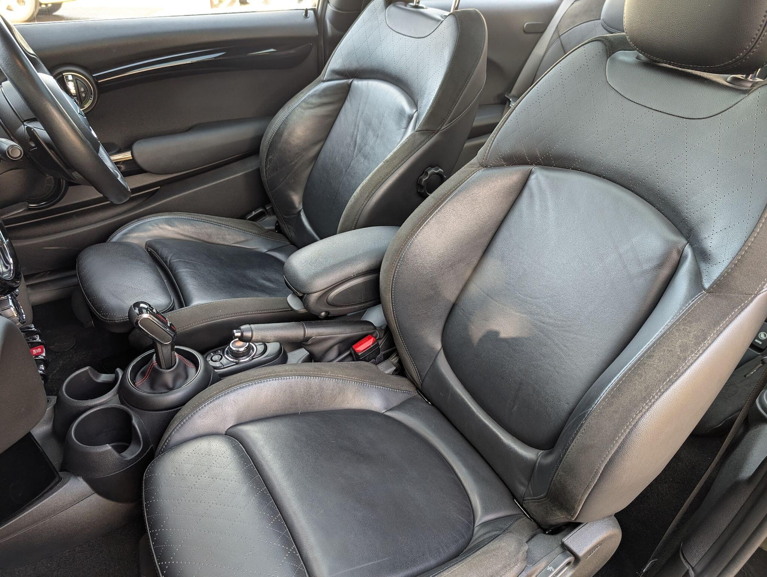 Used MINI Hatch 2020 for sale - 77925824: Photo 30