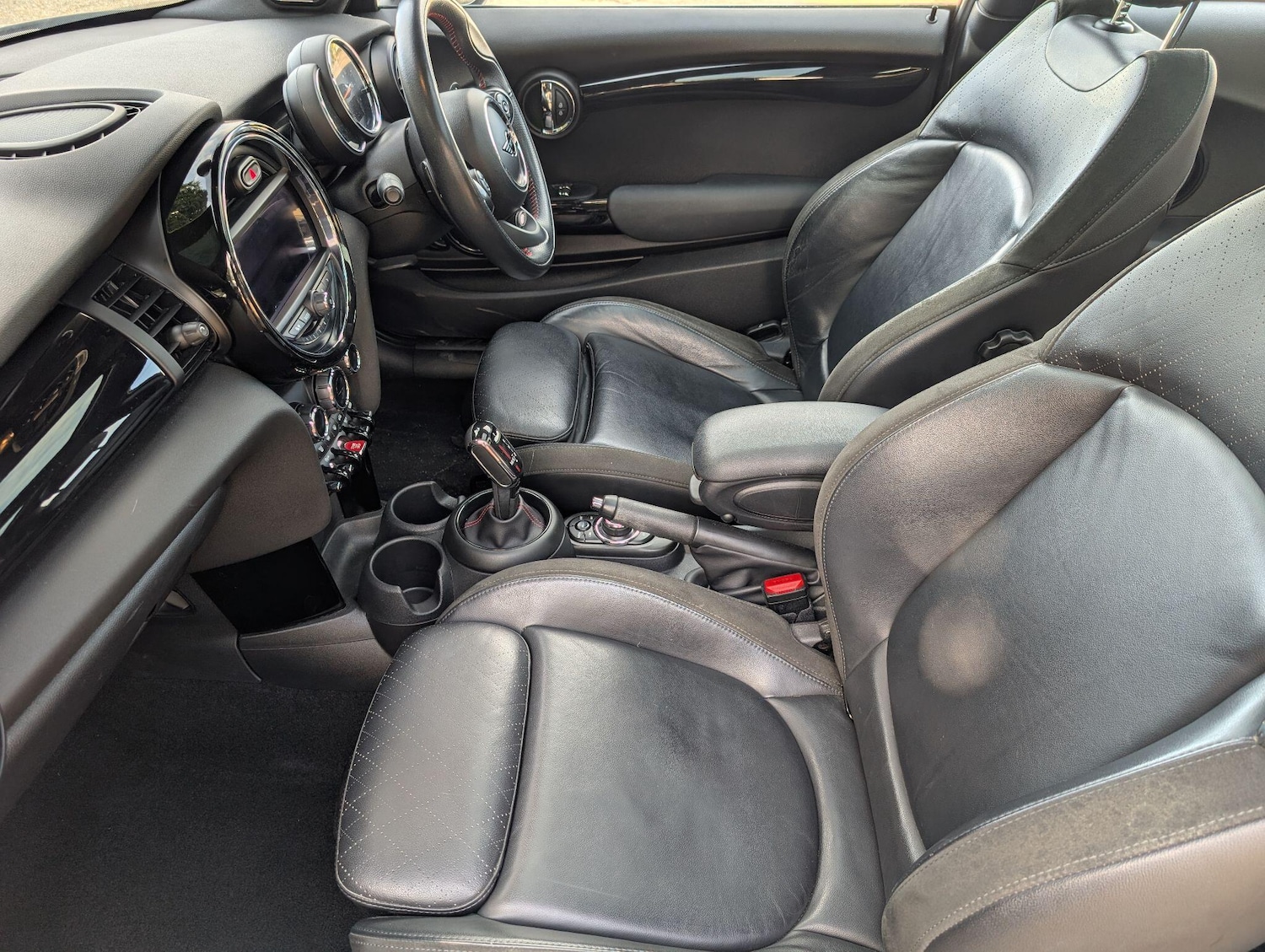 Used MINI Hatch 2020 for sale - 77925824: Photo 31