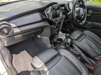 Used MINI Hatch 2018 for sale - 74876960: Photo