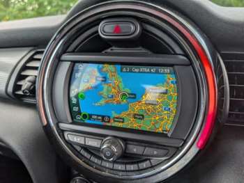 Used MINI Hatch 2018 for sale - 74876960: Photo
