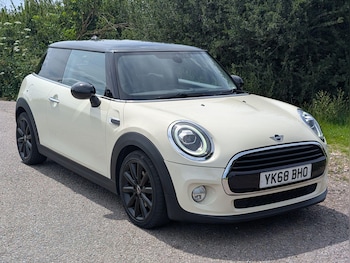 Used MINI Hatch 2018 for sale - 78947404: Photo