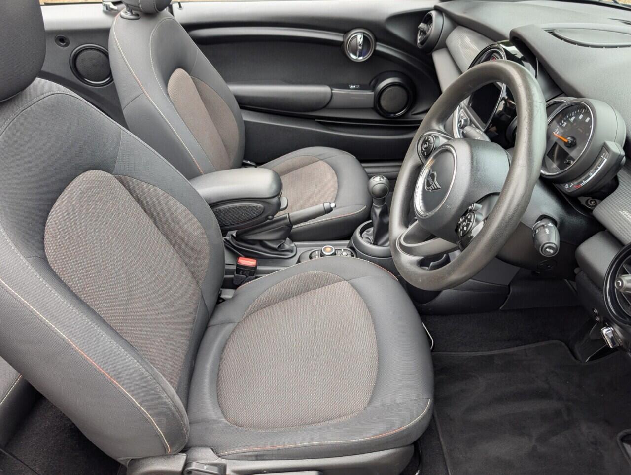 Used MINI Convertible 2019 for sale - 77892181: Photo 13