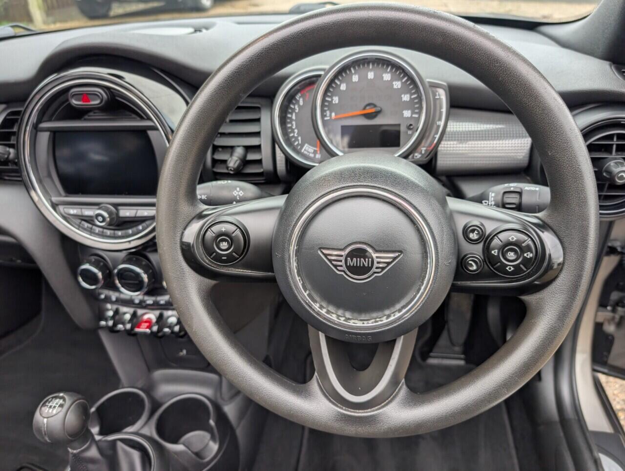 Used MINI Convertible 2019 for sale - 77892181: Photo 20