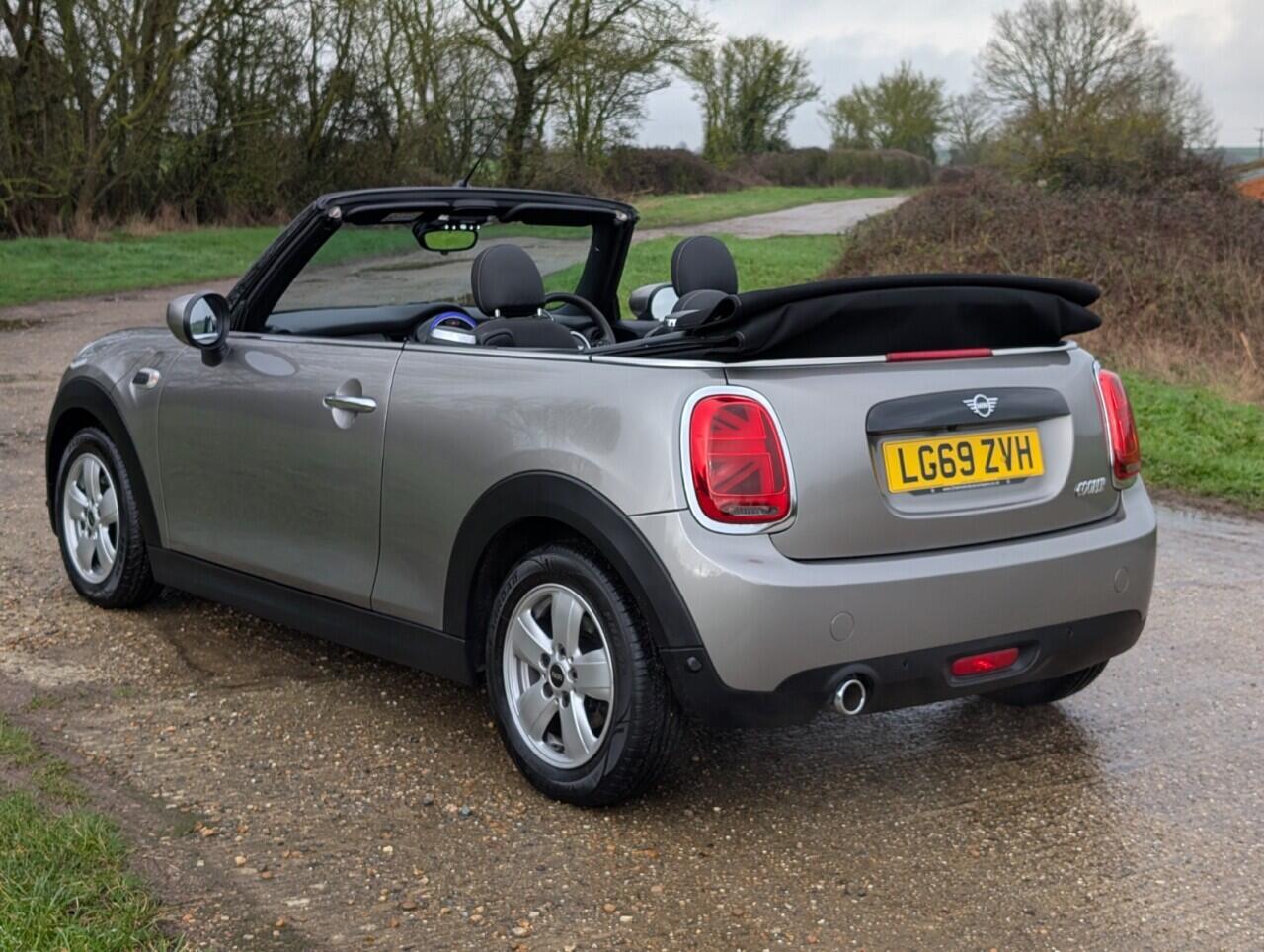 Used MINI Convertible 2019 for sale - 77892181: Photo 22