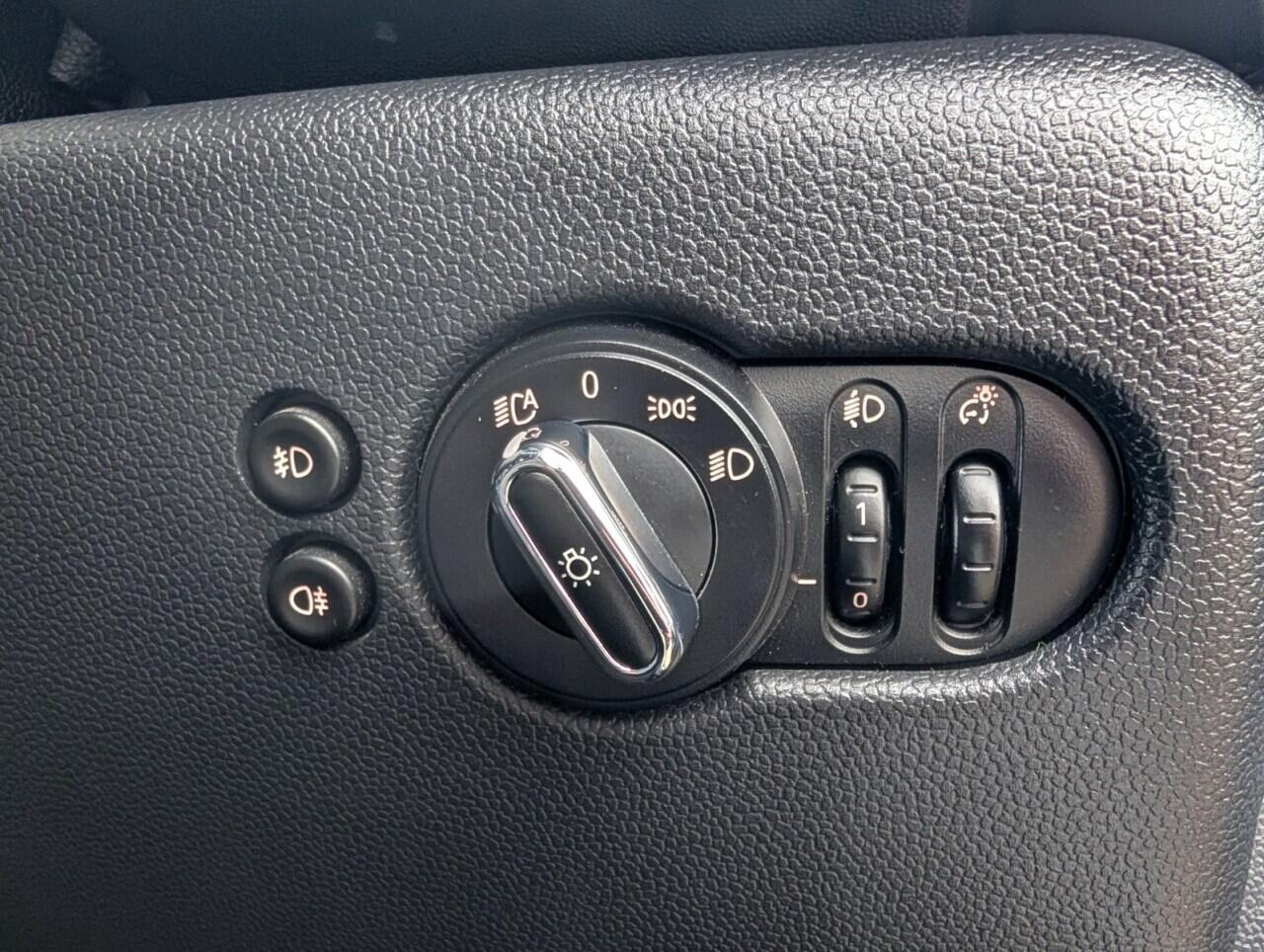 Used MINI Convertible 2019 for sale - 77892181: Photo 24