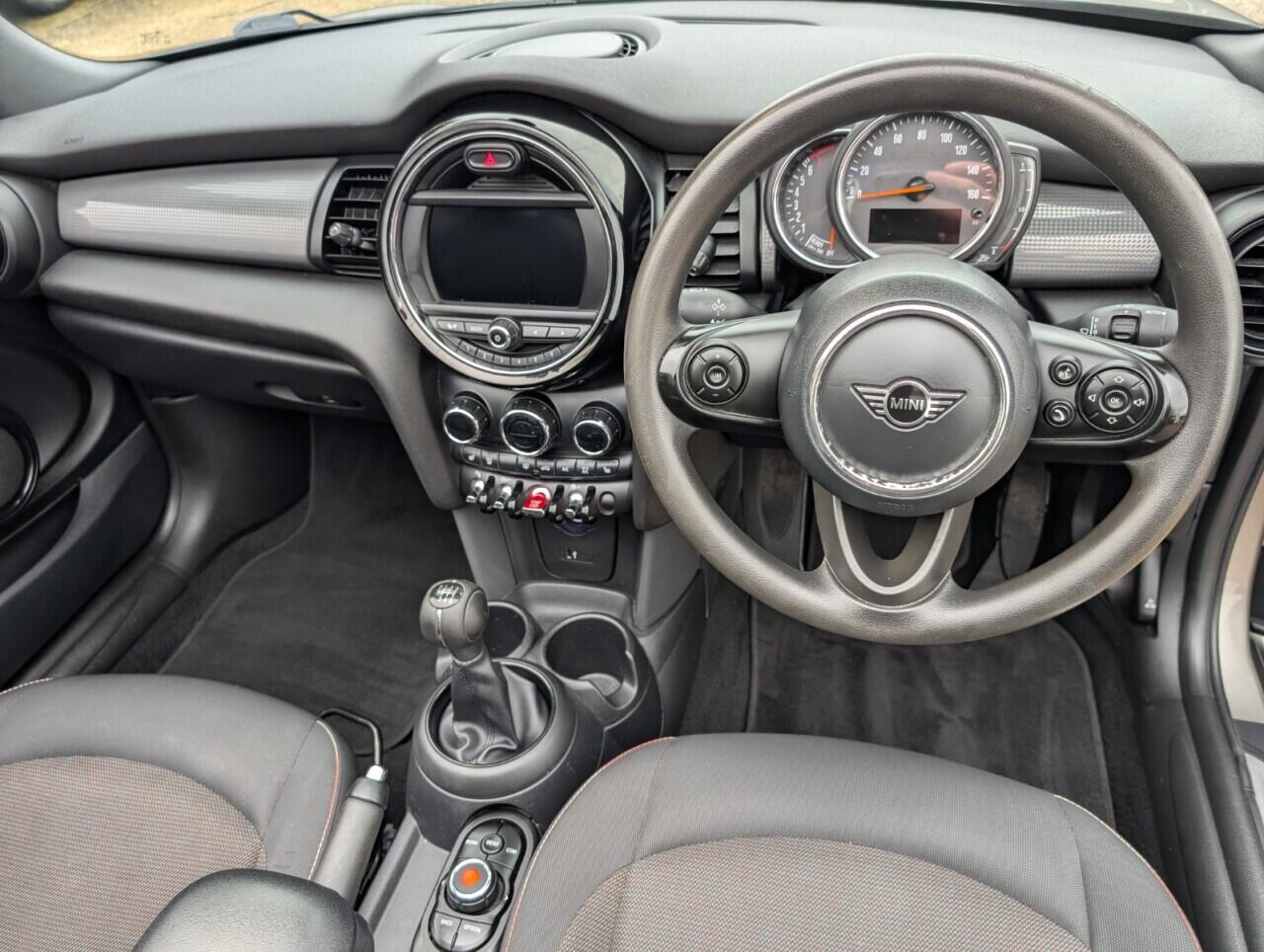 Used MINI Convertible 2019 for sale - 77892181: Photo 29