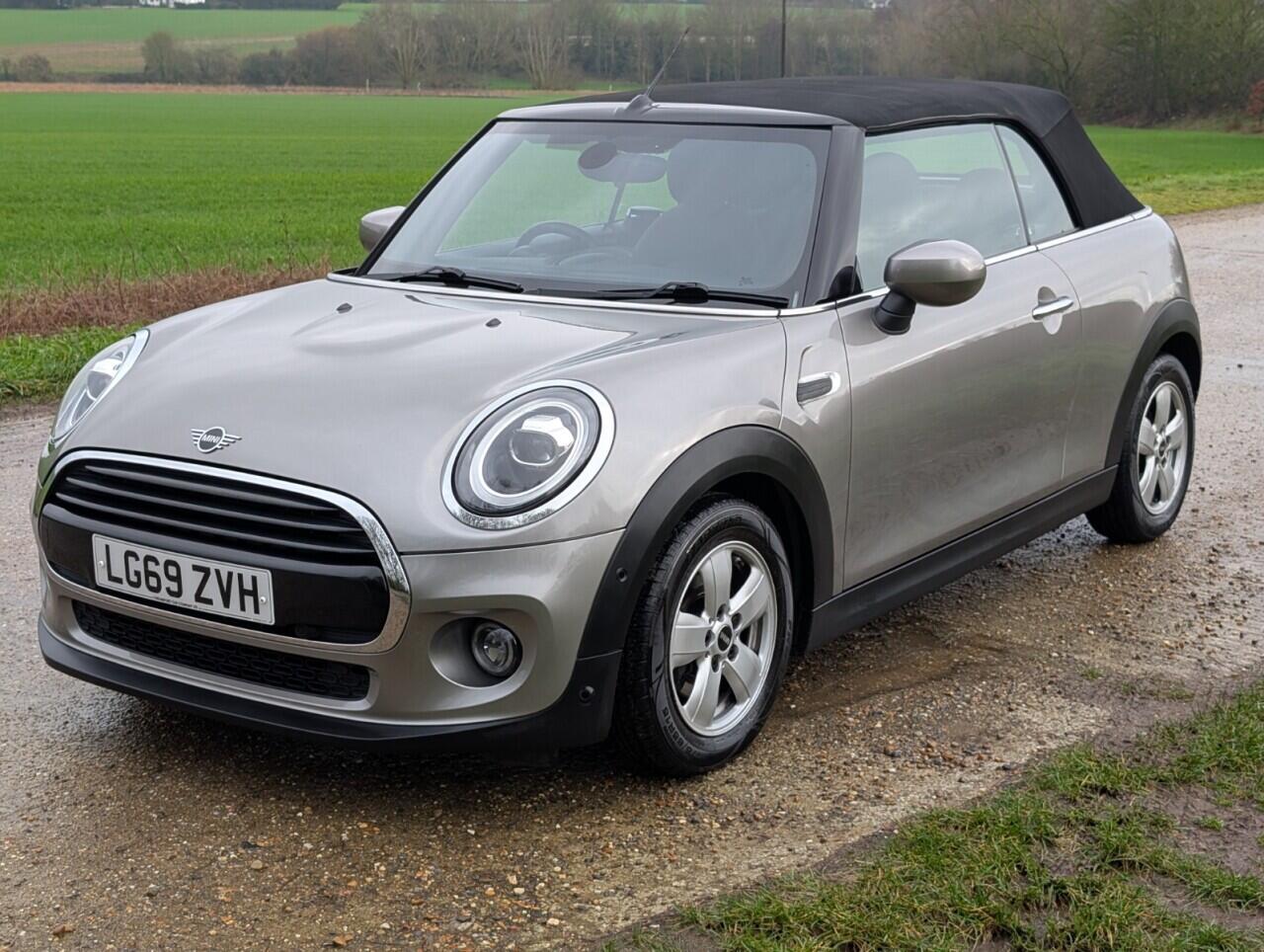 Used MINI Convertible 2019 for sale - 77892181: Photo 33