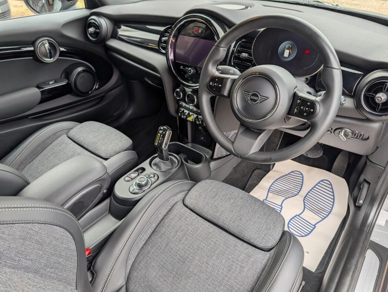 Used MINI Hatch 2021 for sale - 77892893: Photo 3