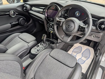 Used MINI Hatch 2021 for sale - 77512062: Photo