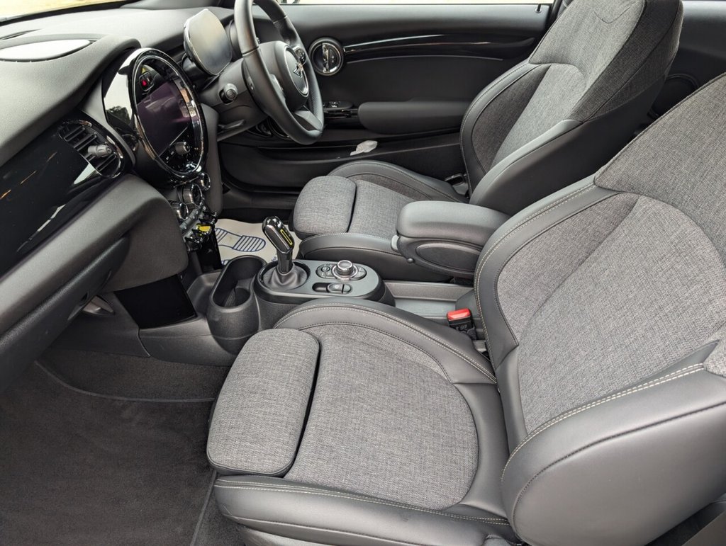 Used MINI Hatch 2021 for sale - 77512062: Photo 9