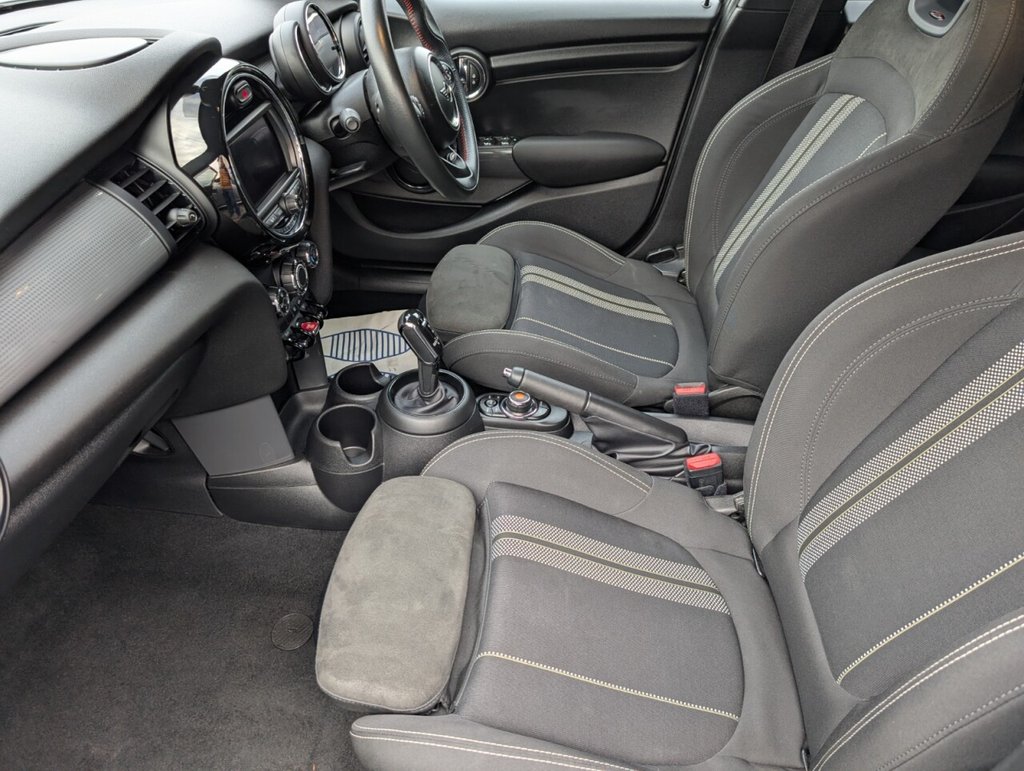 Used MINI Hatch 2019 for sale - 77512025: Photo 13