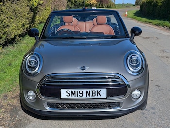 Used MINI Convertible 2019 for sale - 78246377: Photo