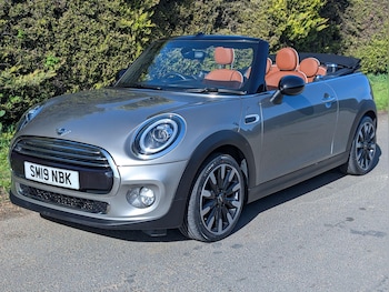Used MINI Convertible 2019 for sale - 78246377: Photo
