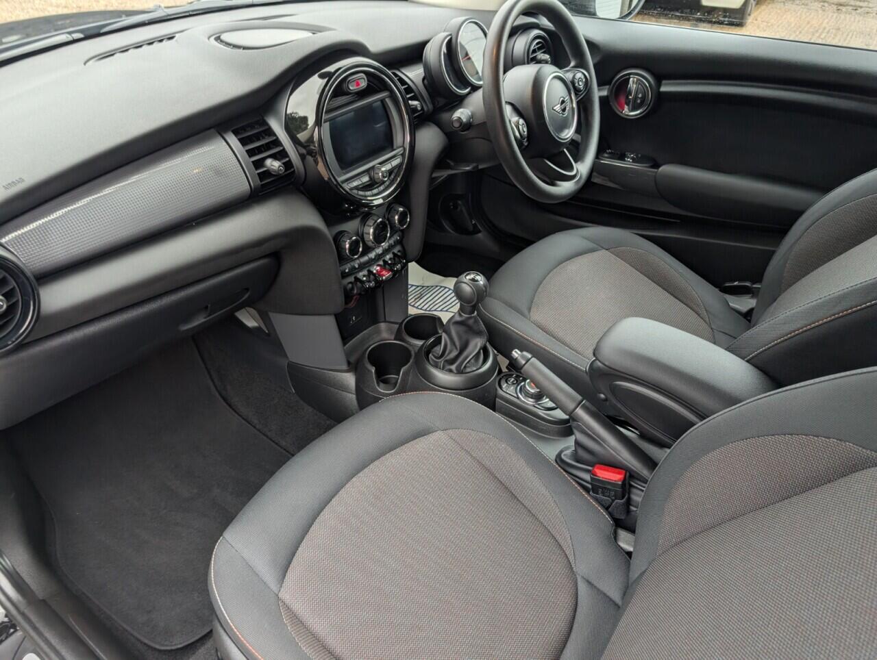 Used MINI Hatch 2020 for sale - 77892681: Photo 3