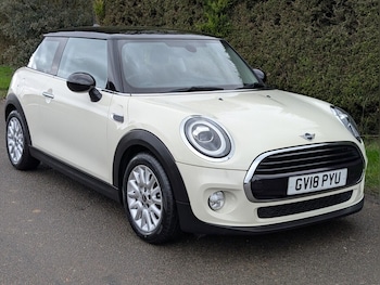 Used MINI Hatch 2018 for sale - 78246400: Photo
