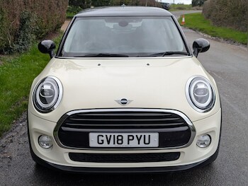 Used MINI Hatch 2018 for sale - 78246400: Photo