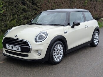 Used MINI Hatch 2018 for sale - 78246400: Photo