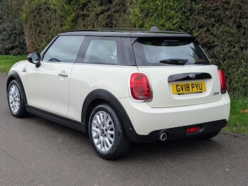 Used MINI Hatch 2018 for sale - 78246400: Photo