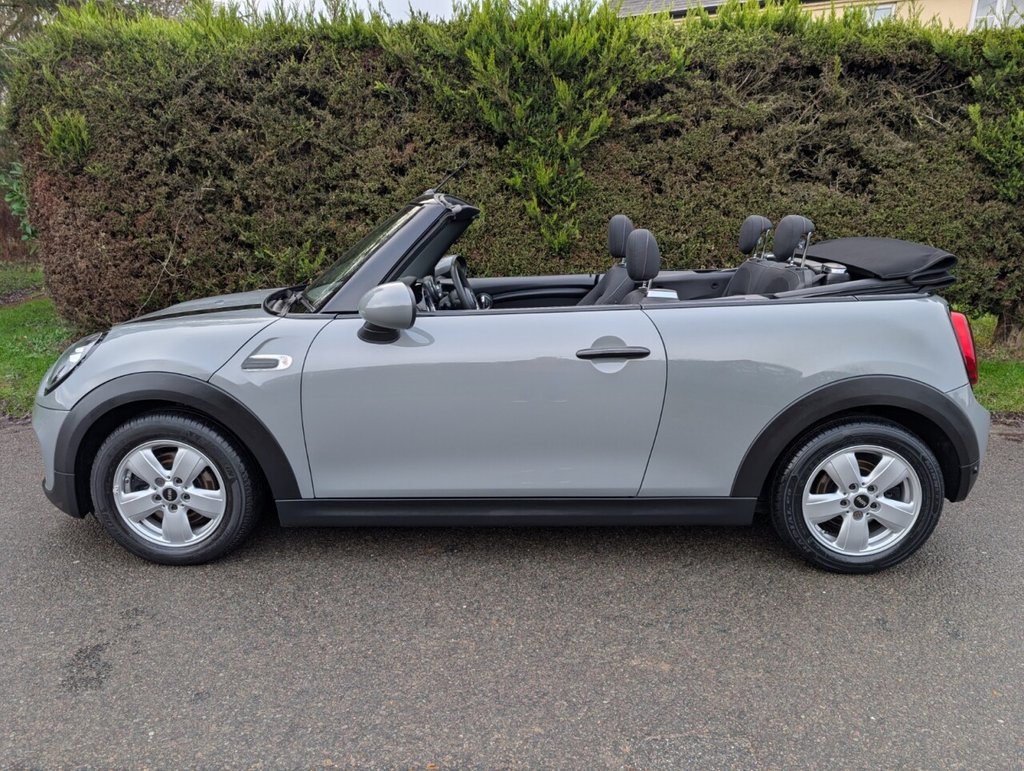 Used MINI Convertible 2019 for sale - 77512075: Photo 22