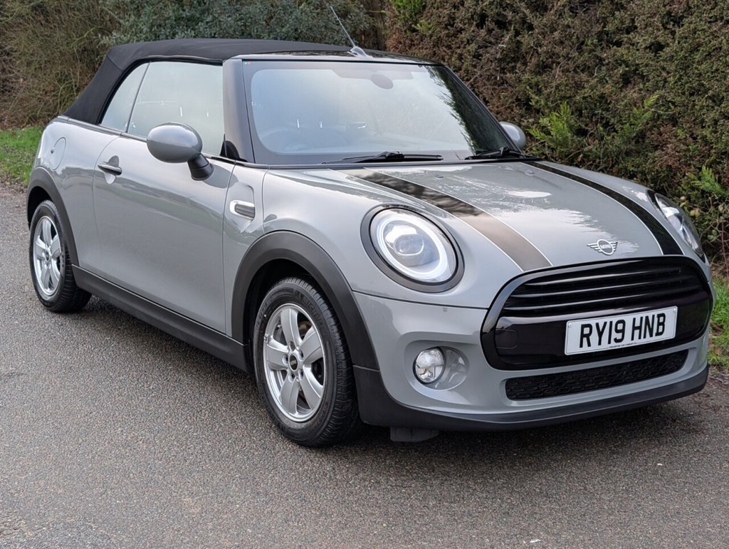 Used MINI Convertible 2019 for sale - 77512075: Photo 31