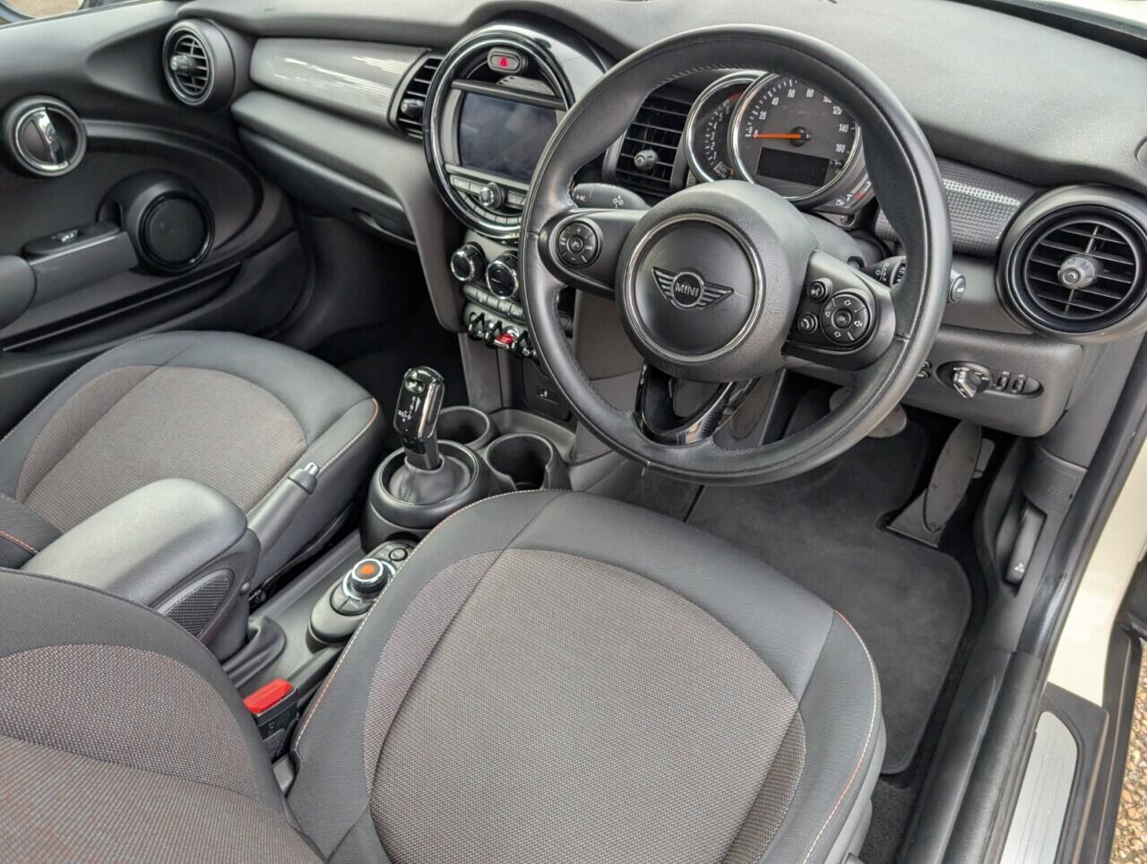 Used MINI Hatch 2018 for sale - 77892409: Photo 27