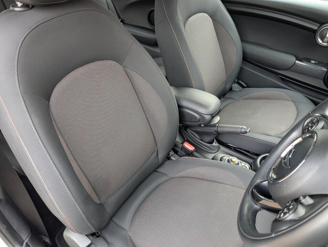 Used MINI Hatch 2018 for sale - 77892409: Photo 7